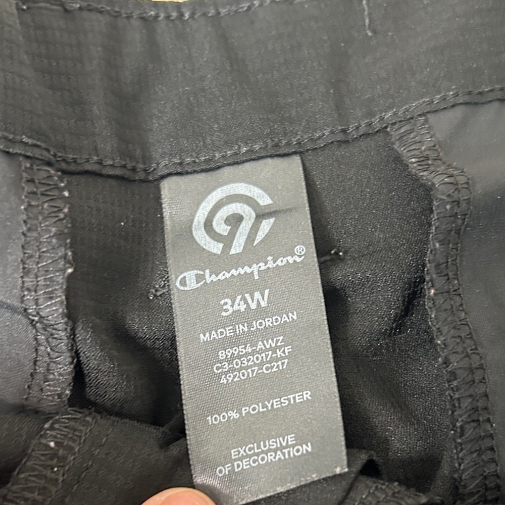 Champion Men's Black Cargo Shorts - Picture 2 of 4